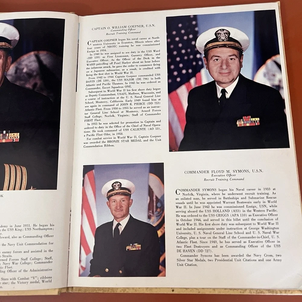 The Anchor 1960 United States Naval Training Book‎ Center San Diego, CA  60-259